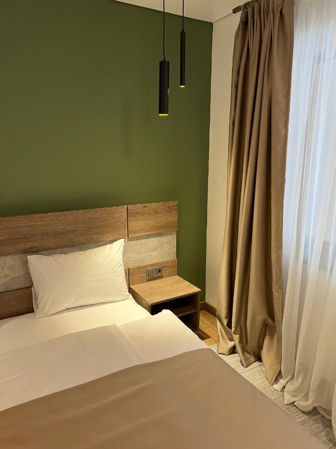 Loft Wood Hotel Mukacheve Exterior photo